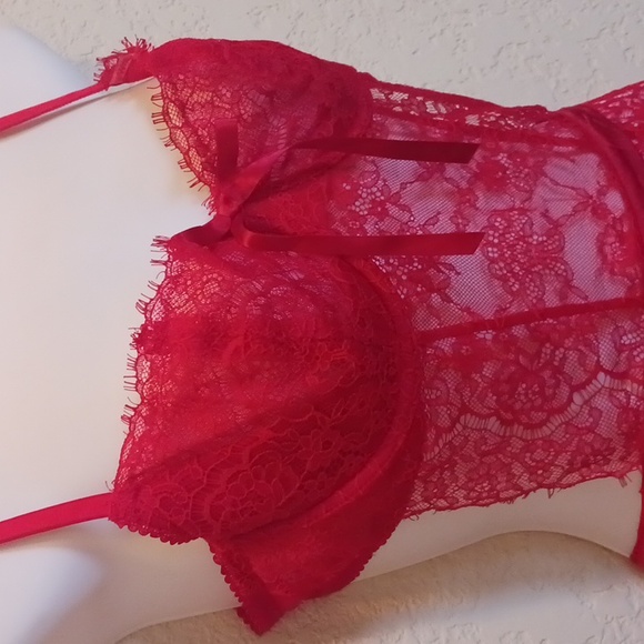 Victorias Secret Elegant Red Lace Babydoll Lingerie Size Large - Picture 3 of 13